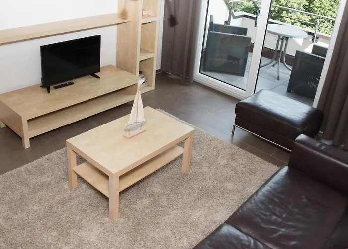 Pfluemli - Obsthof Steffelin * Markdorf